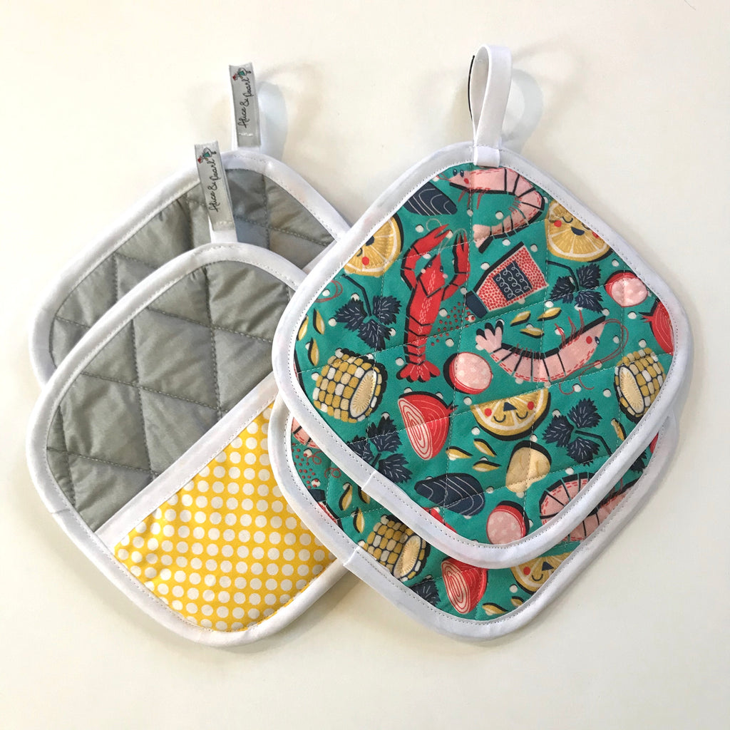 Pot Holders + Oven Mitts